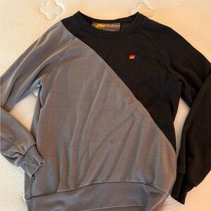 Aviator nation sweatshirt small